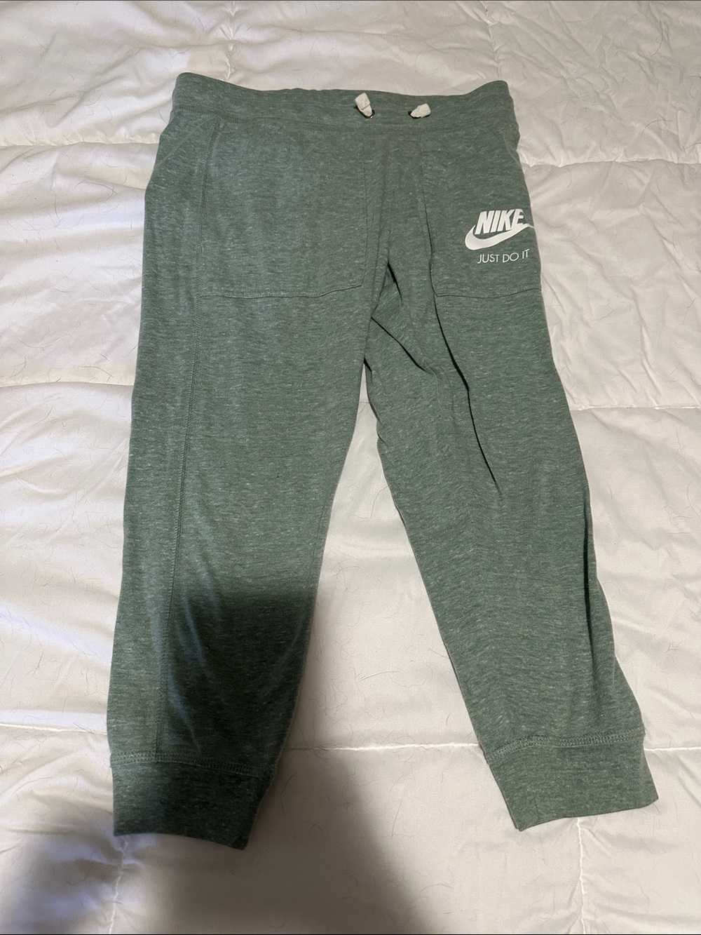Nike Women’s Cropped Heather Green Jogger Sweatpants with Logo